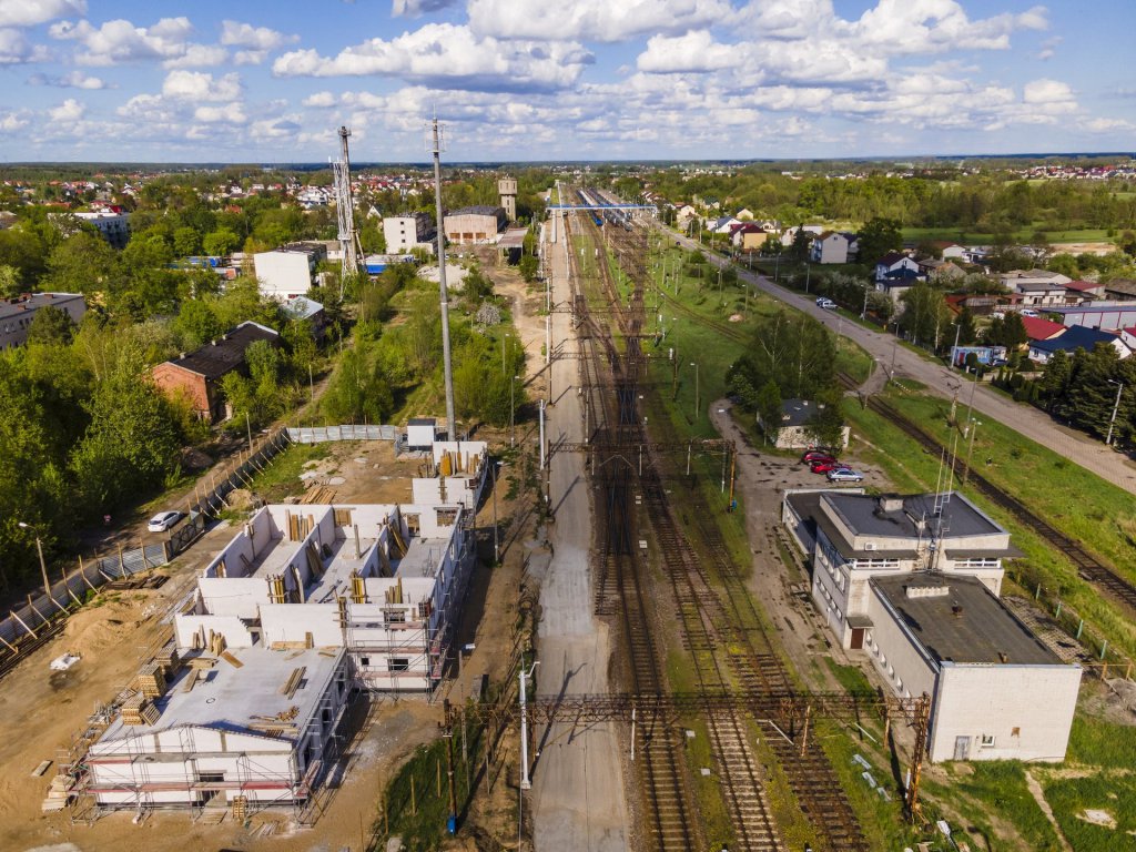 Trasa kolejowa Ostrołęka – Chorzele. Maszyny szykują tor do podróży - zdjęcie #3 - eOstroleka.pl