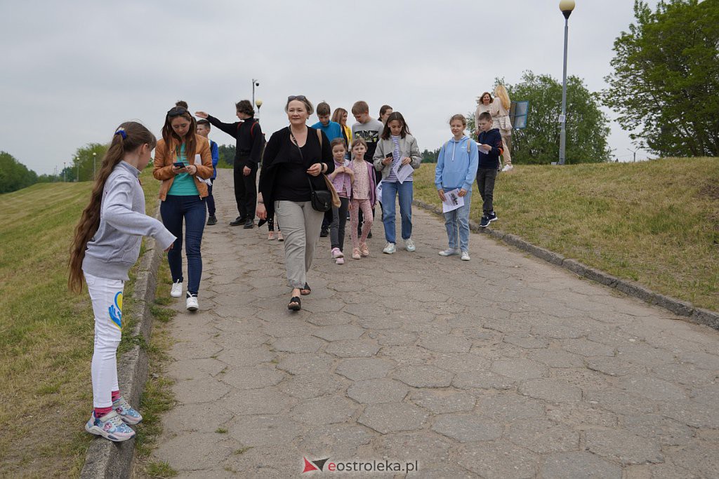 STEAM-owe odkrywanie Ostrołęki przez ukraińską młodzież [25.05.2022] - zdjęcie #9 - eOstroleka.pl