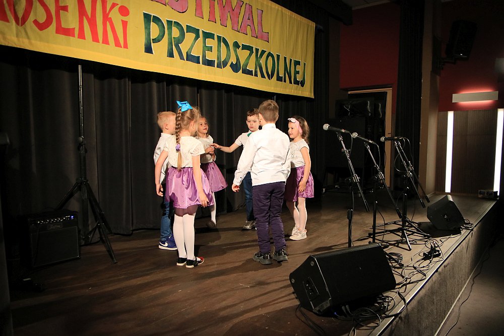 Przegląd Piosenki Przedszkolnej [27.05.2022] - zdjęcie #23 - eOstroleka.pl