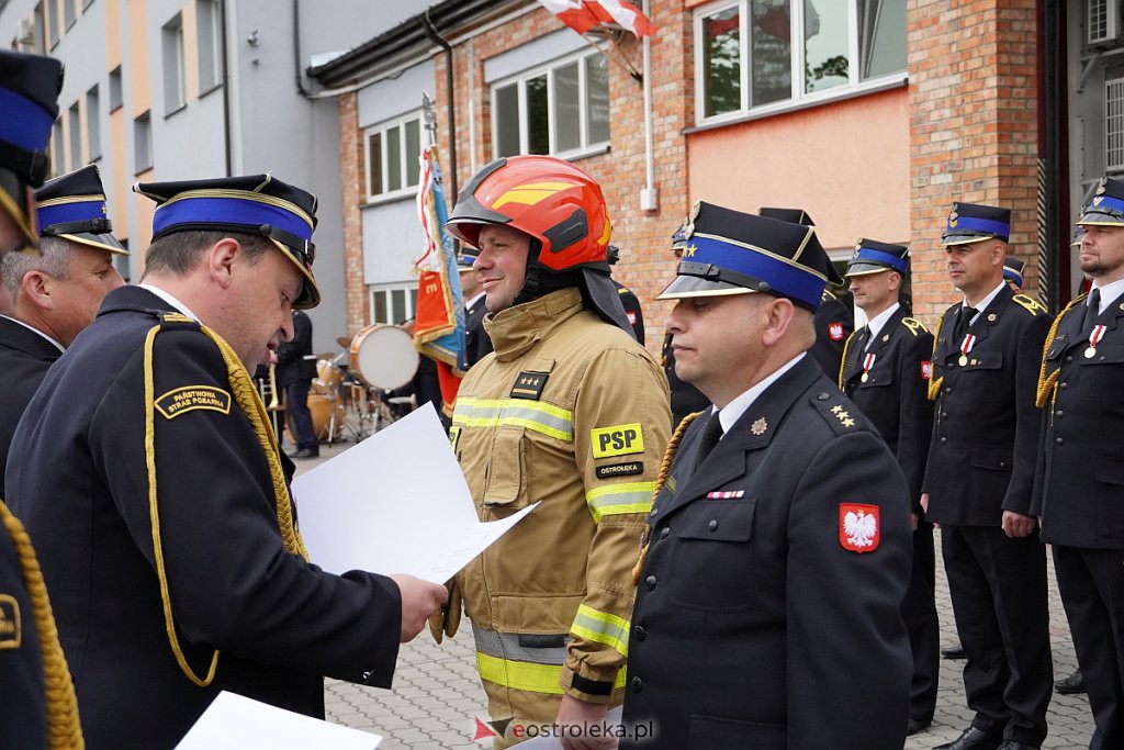 Uroczysty apel z okazji Dnia Strażaka i 30-lecia PSP [27.05.2022] - zdjęcie #56 - eOstroleka.pl