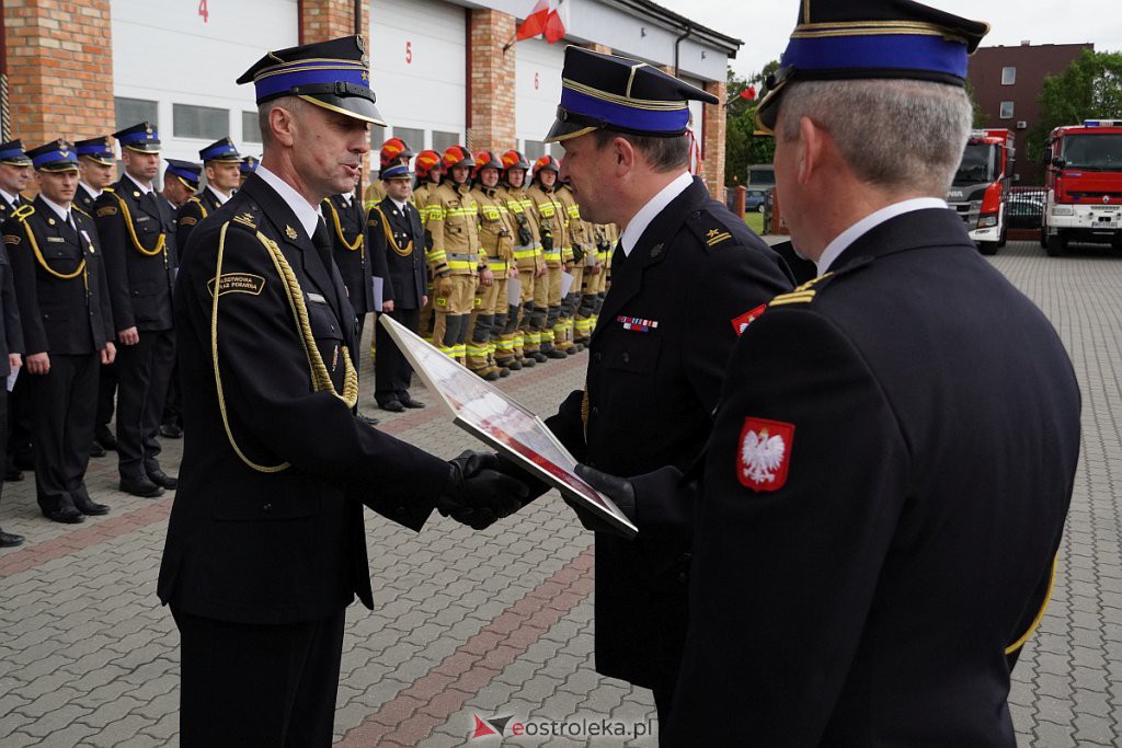 Uroczysty apel z okazji Dnia Strażaka i 30-lecia PSP [27.05.2022] - zdjęcie #22 - eOstroleka.pl