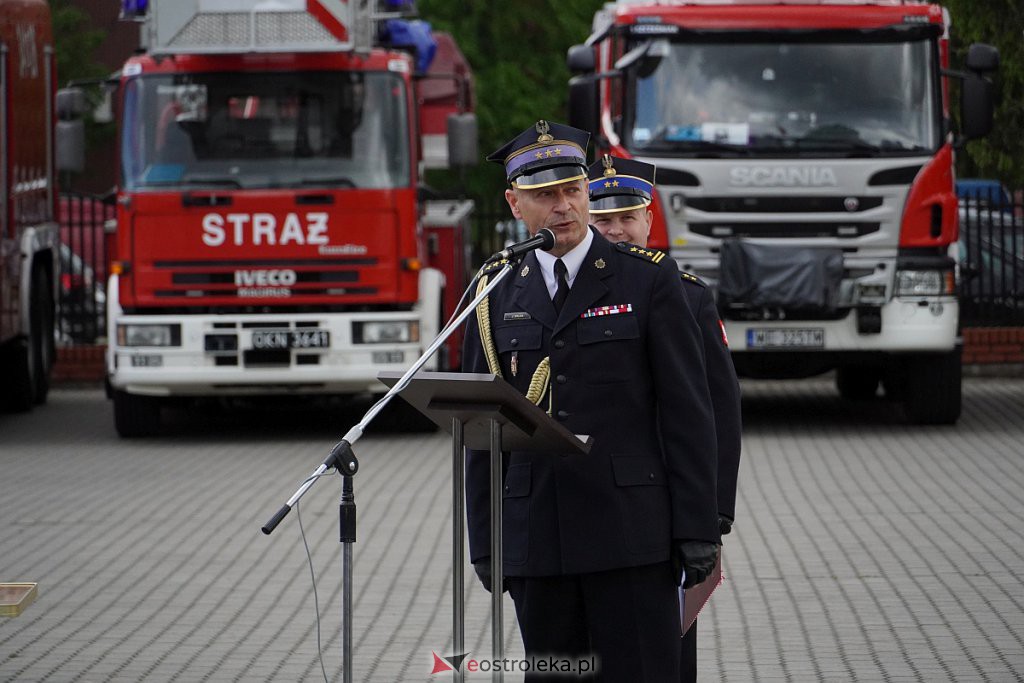 Uroczysty apel z okazji Dnia Strażaka i 30-lecia PSP [27.05.2022] - zdjęcie #11 - eOstroleka.pl