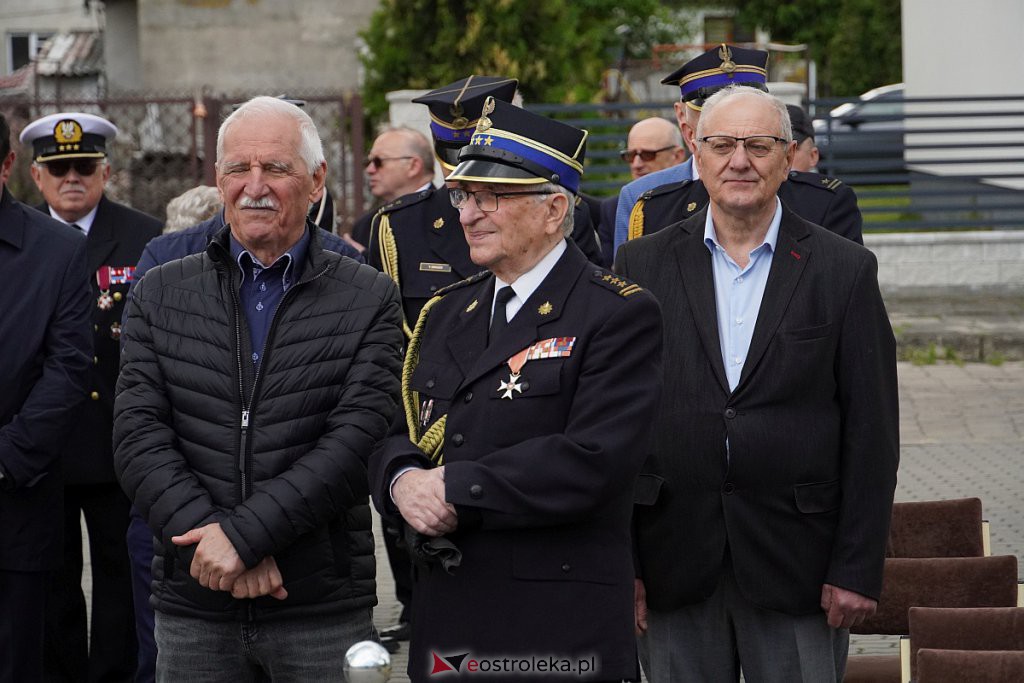 Uroczysty apel z okazji Dnia Strażaka i 30-lecia PSP [27.05.2022] - zdjęcie #7 - eOstroleka.pl