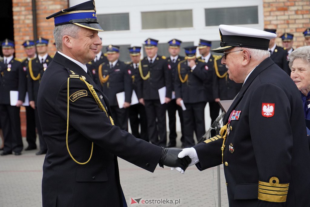 Uroczysty apel z okazji Dnia Strażaka i 30-lecia PSP [27.05.2022] - zdjęcie #2 - eOstroleka.pl