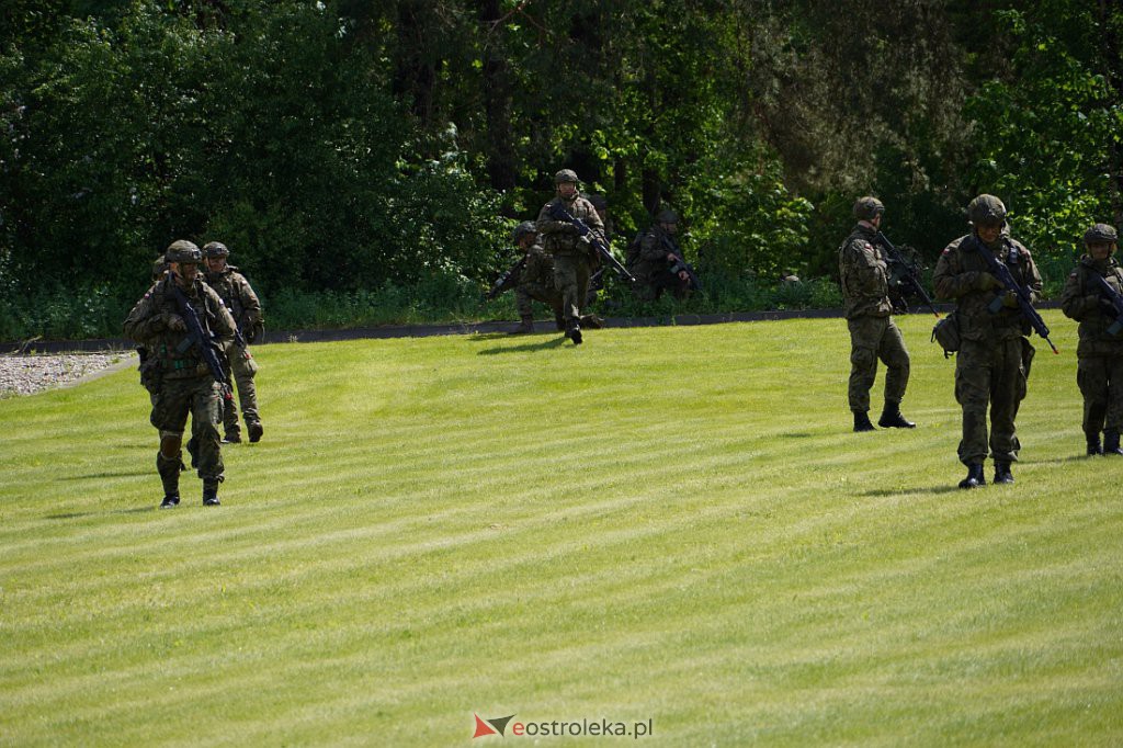 Pokaz działania lekkiej piechoty w Łysych [28.05.2022] - zdjęcie #18 - eOstroleka.pl