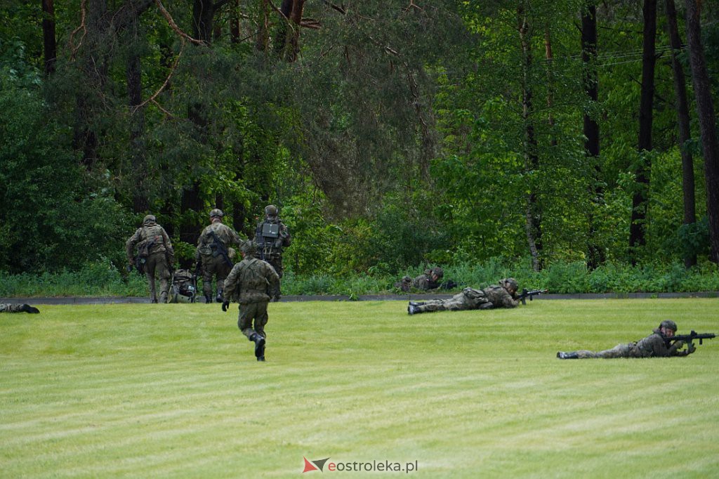 Pokaz działania lekkiej piechoty w Łysych [28.05.2022] - zdjęcie #30 - eOstroleka.pl