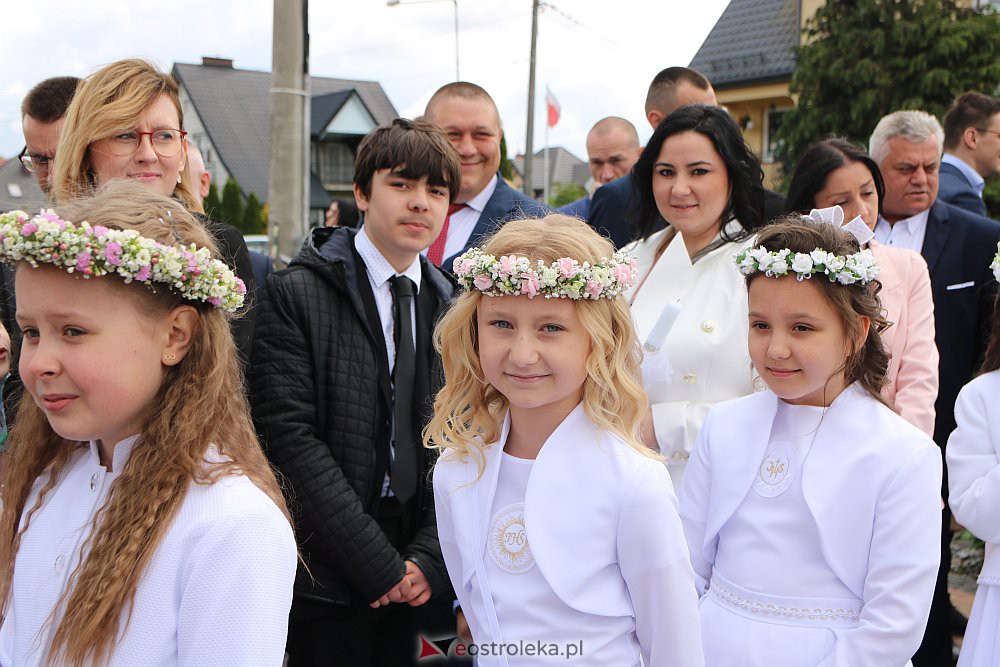 Pierwsza Komunia Święta w kościele pw. NMP Królowej Rodzin [29.05.2022] - zdjęcie #8 - eOstroleka.pl