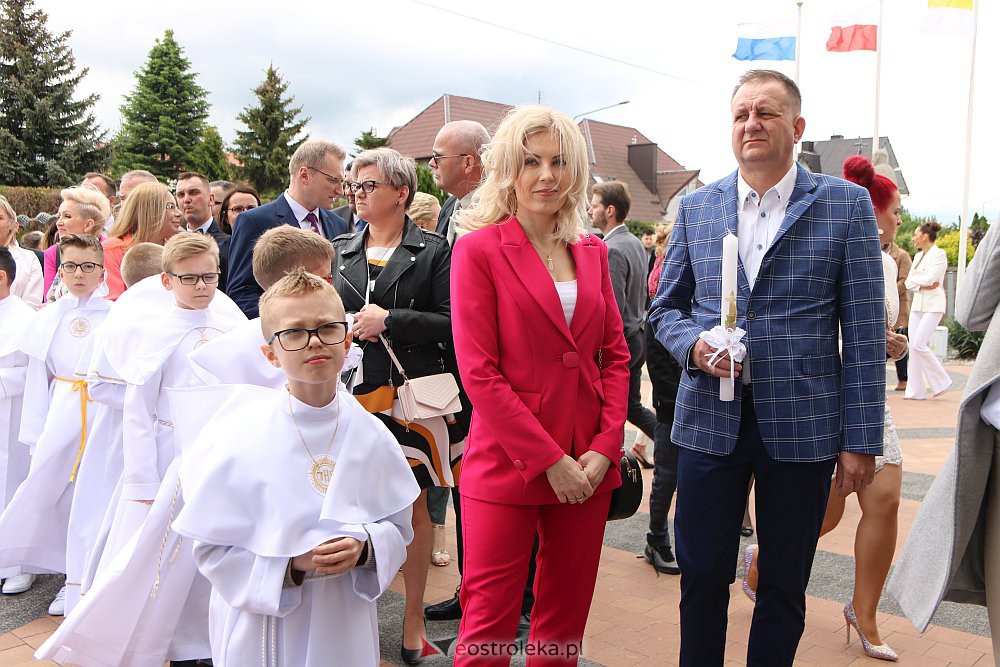 Pierwsza Komunia Święta w kościele pw. NMP Królowej Rodzin [29.05.2022] - zdjęcie #14 - eOstroleka.pl