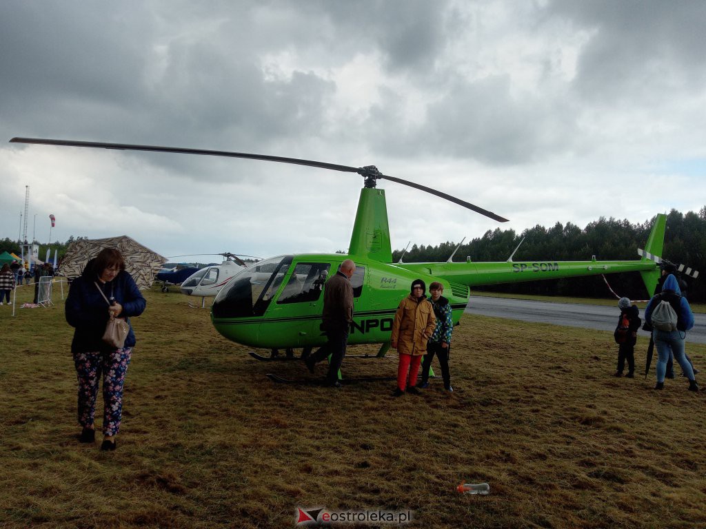 Piknik lotniczy w Grądach z okazji Dnia Dziecka [29.05.2022] - zdjęcie #1 - eOstroleka.pl
