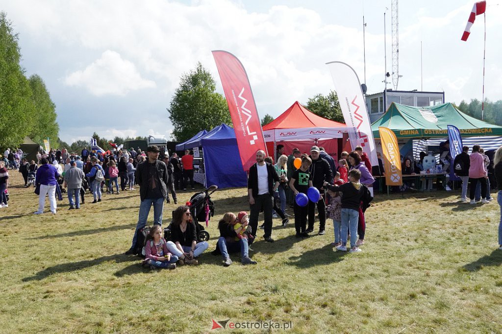 Piknik lotniczy w Grądach z okazji Dnia Dziecka [29.05.2022] - zdjęcie #9 - eOstroleka.pl