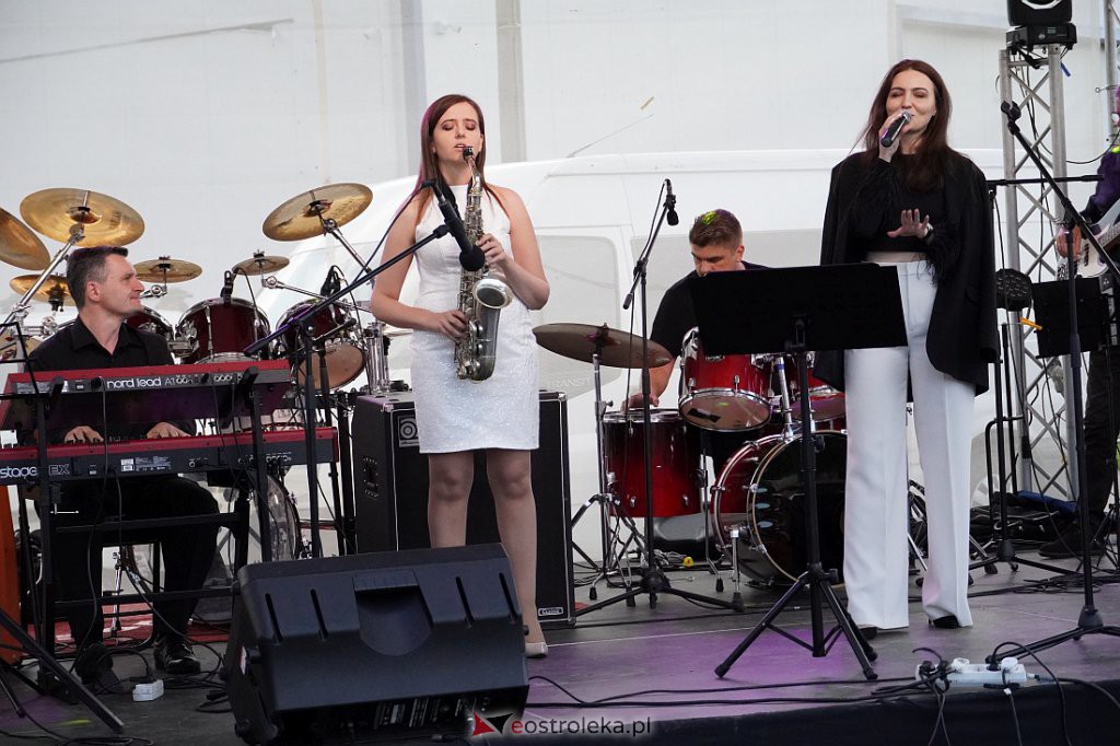 Piknik lotniczy w Grądach z okazji Dnia Dziecka [29.05.2022] - zdjęcie #16 - eOstroleka.pl