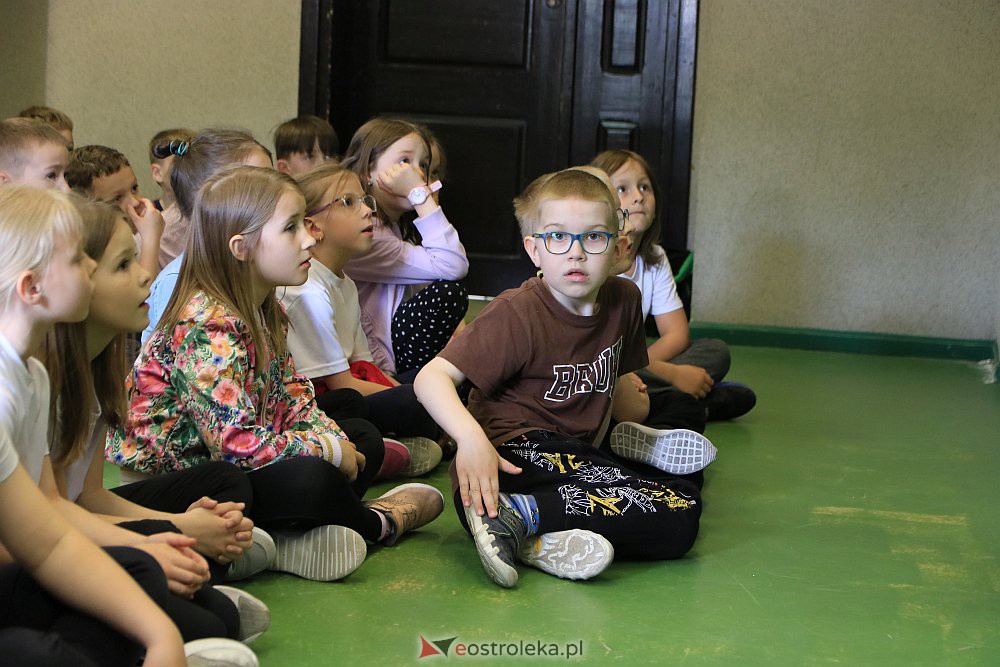 Promyki Dziesiątki - spektakl Ważne co w środku [31.05.2022] - zdjęcie #41 - eOstroleka.pl