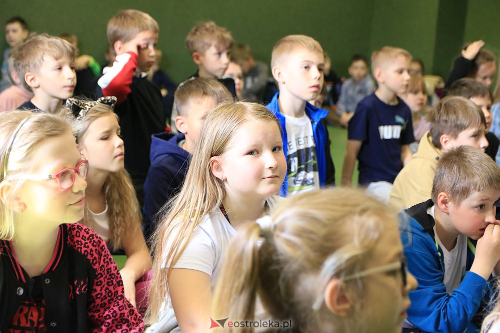 Promyki Dziesiątki - spektakl Ważne co w środku [31.05.2022] - zdjęcie #37 - eOstroleka.pl