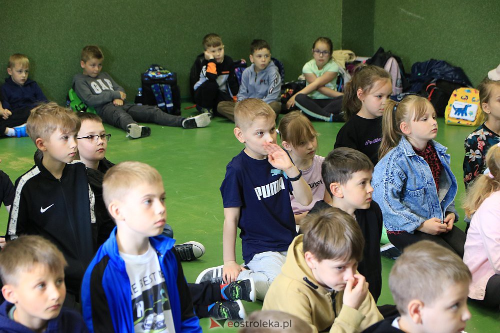 Promyki Dziesiątki - spektakl Ważne co w środku [31.05.2022] - zdjęcie #33 - eOstroleka.pl