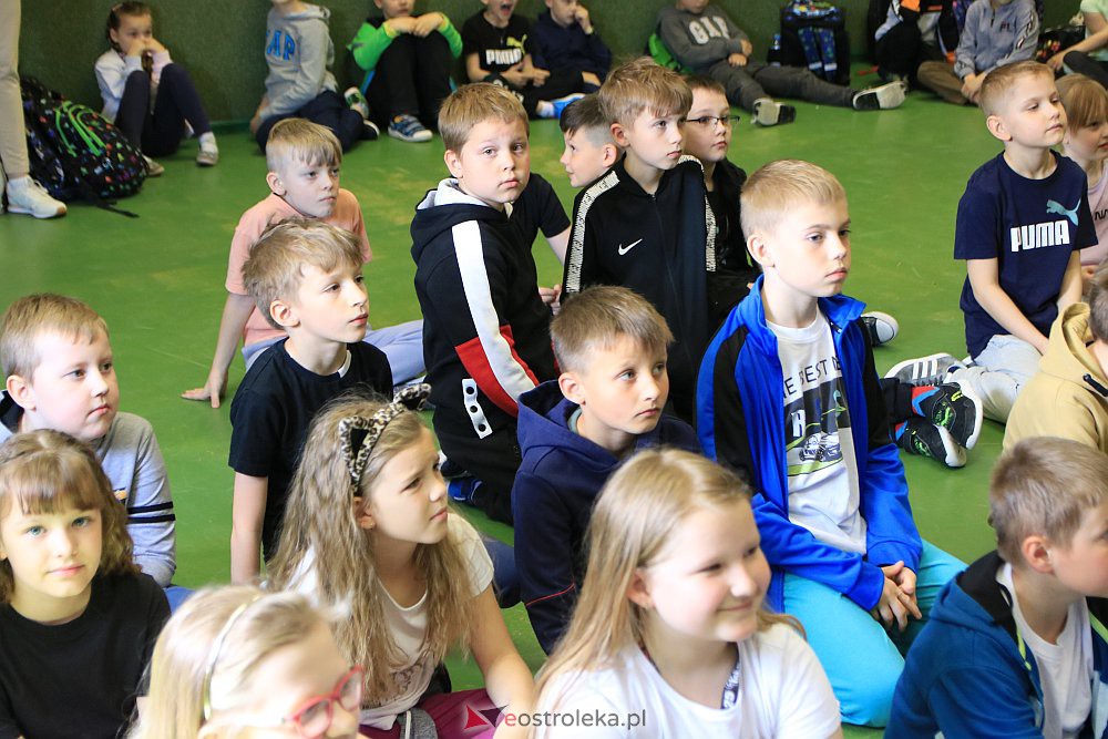 Promyki Dziesiątki - spektakl Ważne co w środku [31.05.2022] - zdjęcie #32 - eOstroleka.pl