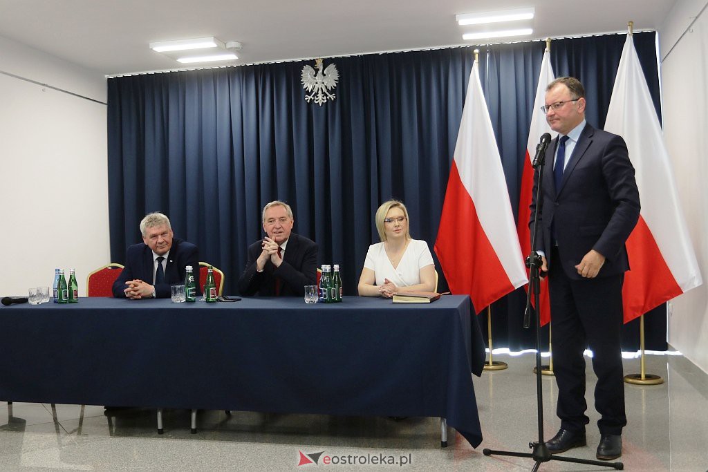 Wręczenie rządowych promes na inwestycje [31.05.2022] - zdjęcie #25 - eOstroleka.pl