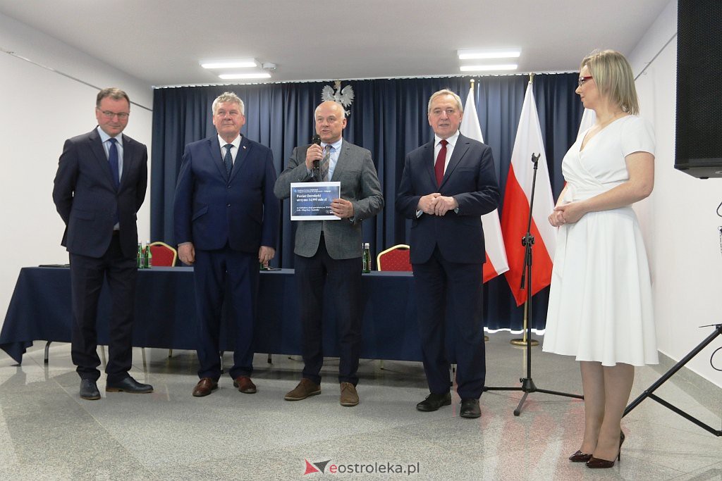 Wręczenie rządowych promes na inwestycje [31.05.2022] - zdjęcie #11 - eOstroleka.pl