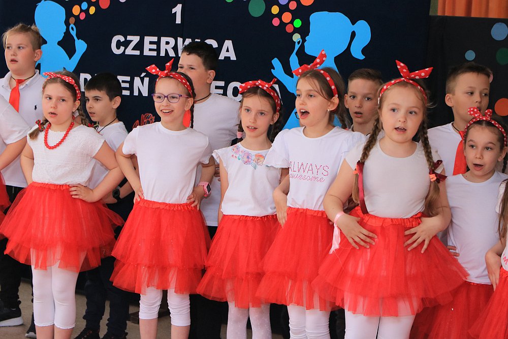Dzień Dziecka w Szkole Podstawowej nr 5 [01.06.2022] - zdjęcie #38 - eOstroleka.pl