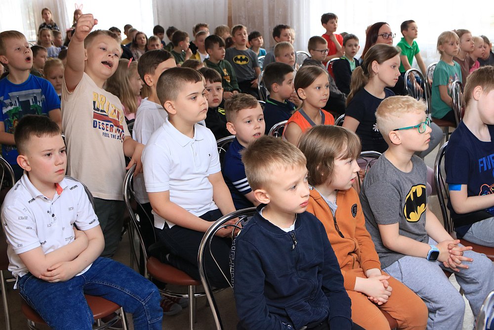 Dzień Dziecka w Szkole Podstawowej nr 5 [01.06.2022] - zdjęcie #30 - eOstroleka.pl