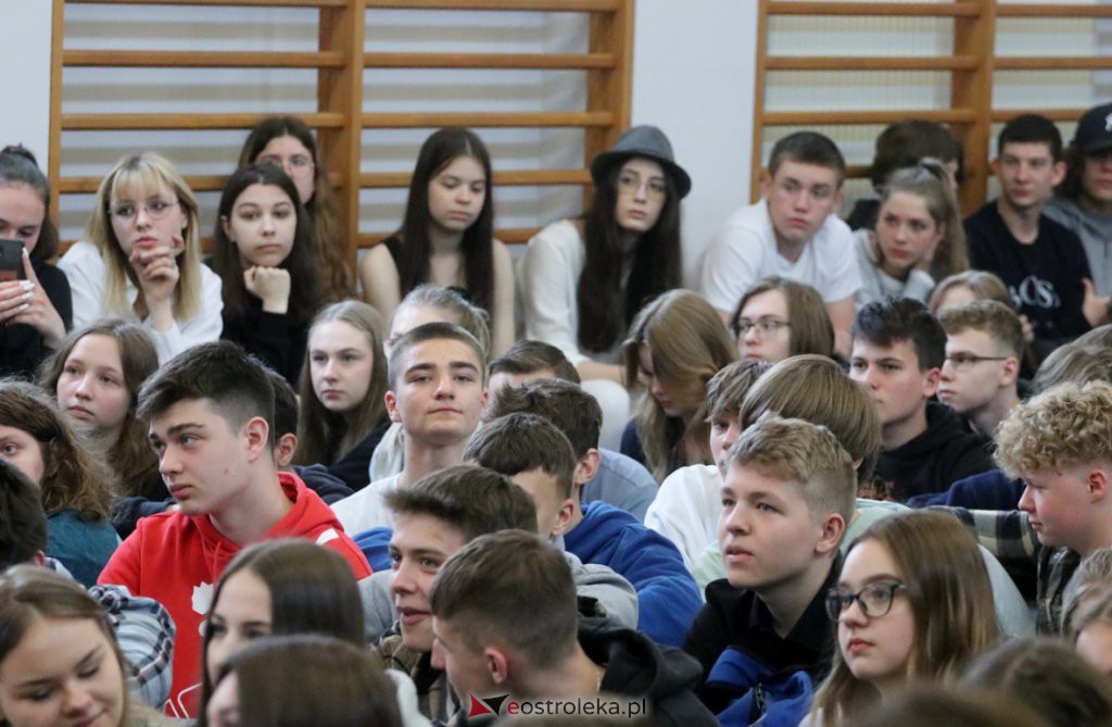 II LO w Ostrołęce ma talent [01.06.2022] - zdjęcie #59 - eOstroleka.pl