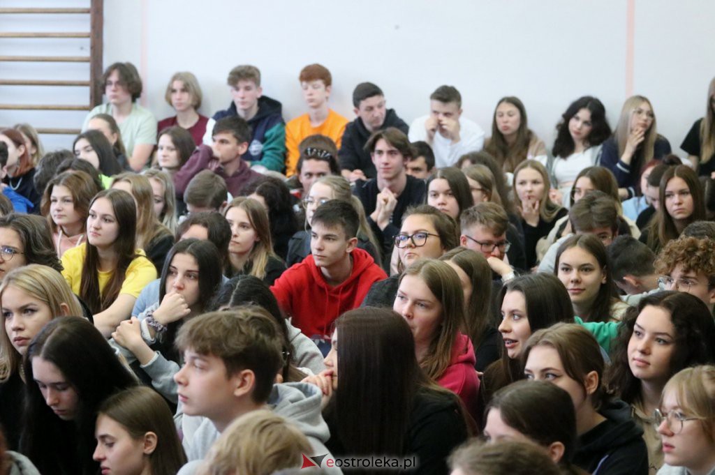 II LO w Ostrołęce ma talent [01.06.2022] - zdjęcie #55 - eOstroleka.pl