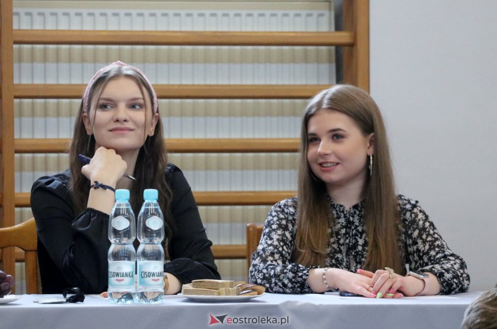 II LO w Ostrołęce ma talent [01.06.2022] - zdjęcie #45 - eOstroleka.pl