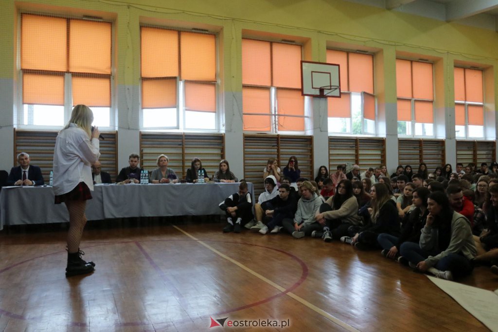 II LO w Ostrołęce ma talent [01.06.2022] - zdjęcie #43 - eOstroleka.pl