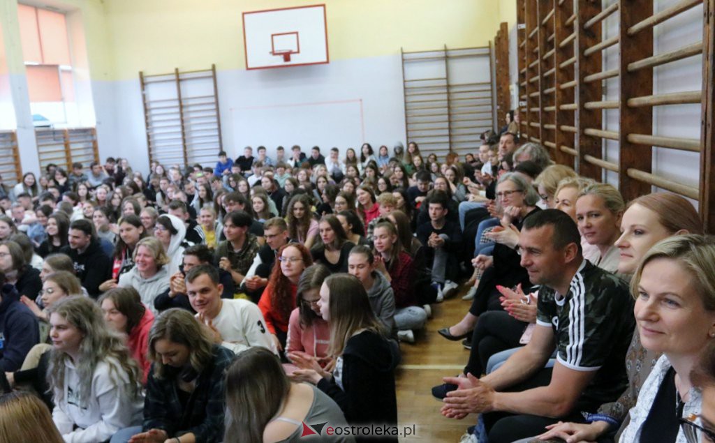 II LO w Ostrołęce ma talent [01.06.2022] - zdjęcie #19 - eOstroleka.pl