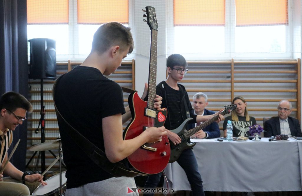 II LO w Ostrołęce ma talent [01.06.2022] - zdjęcie #13 - eOstroleka.pl