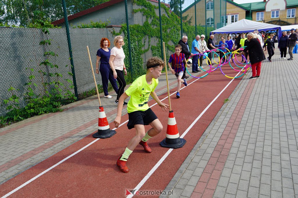 Dzień dziecka na sportowo w Olszewie-Borkach [1.06.2022] - zdjęcie #11 - eOstroleka.pl