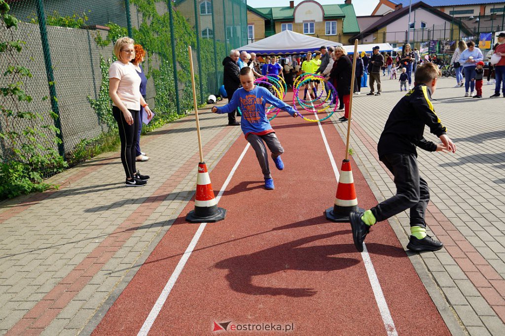 Dzień dziecka na sportowo w Olszewie-Borkach [1.06.2022] - zdjęcie #13 - eOstroleka.pl