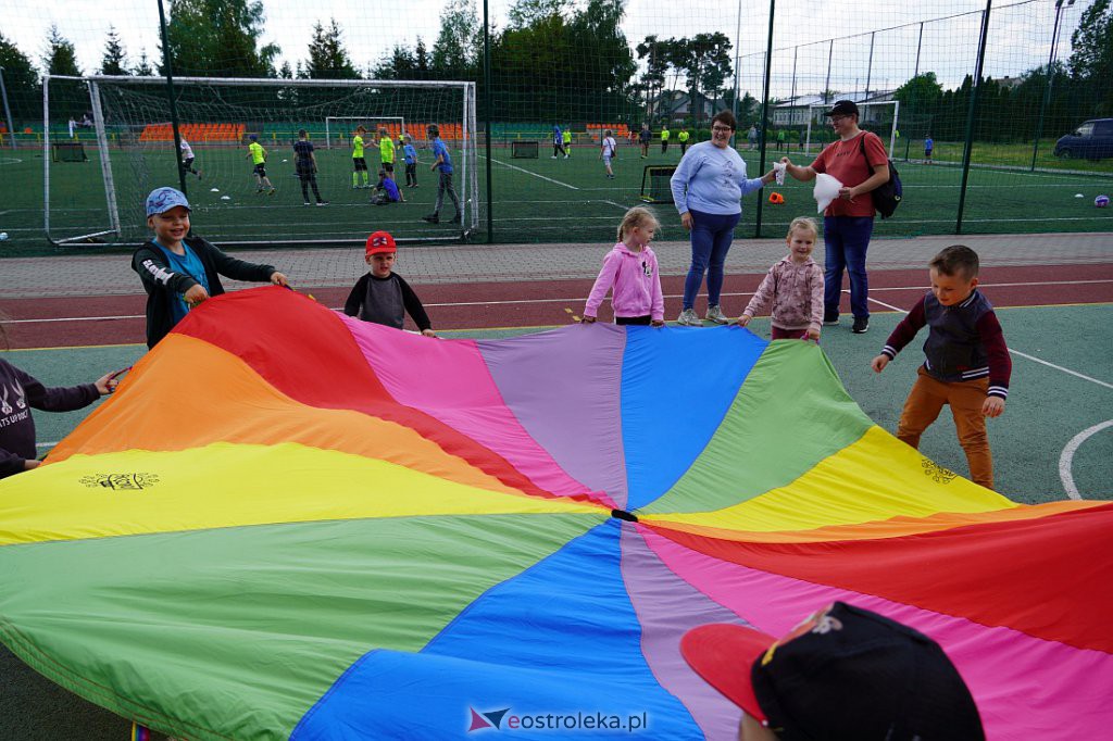 Dzień dziecka na sportowo w Olszewie-Borkach [1.06.2022] - zdjęcie #21 - eOstroleka.pl