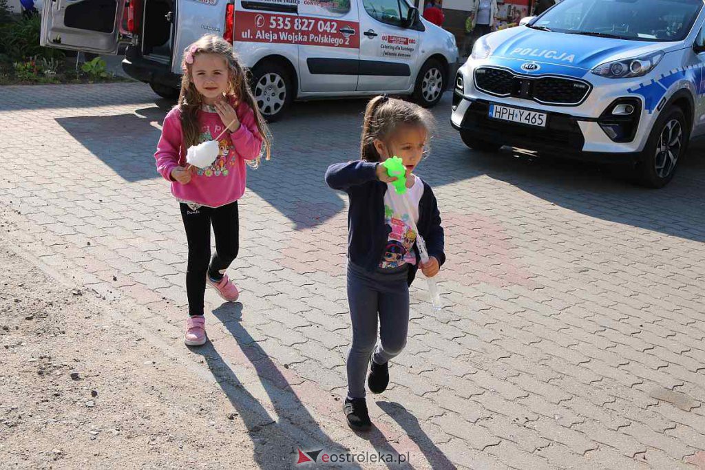 Festyn “Seniorzy dzieciom” w Durlasach [01.06.2022] - zdjęcie #1 - eOstroleka.pl