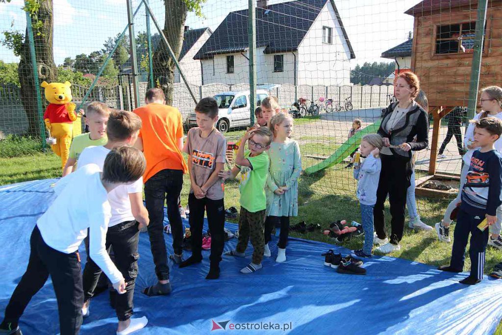 Festyn “Seniorzy dzieciom” w Durlasach [01.06.2022] - zdjęcie #25 - eOstroleka.pl