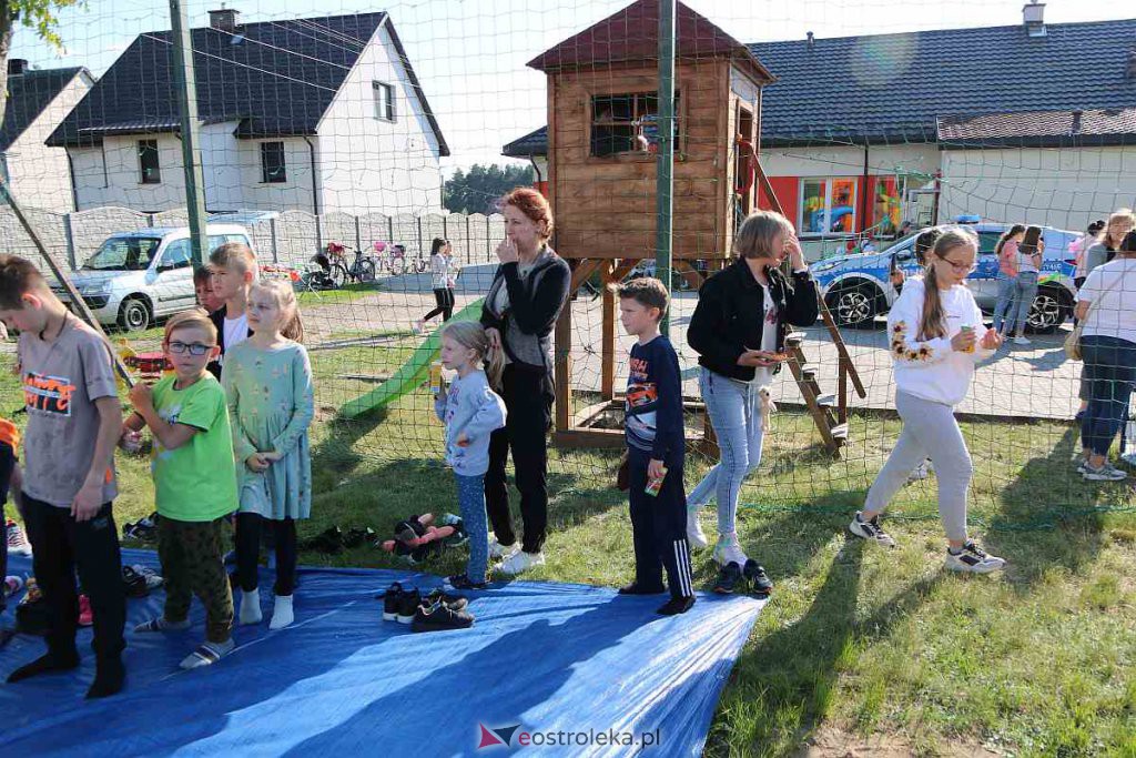 Festyn “Seniorzy dzieciom” w Durlasach [01.06.2022] - zdjęcie #27 - eOstroleka.pl