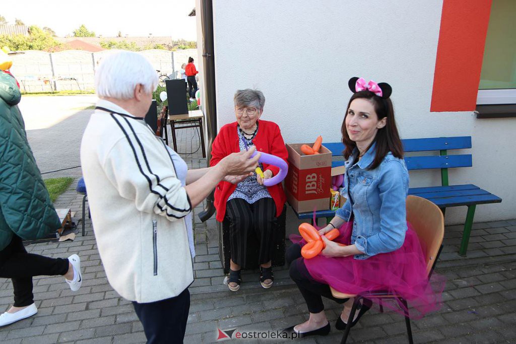 Festyn “Seniorzy dzieciom” w Durlasach [01.06.2022] - zdjęcie #46 - eOstroleka.pl