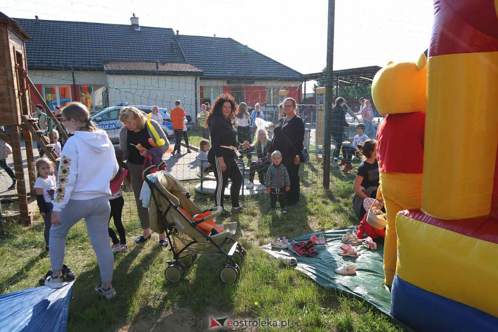 Festyn “Seniorzy dzieciom” w Durlasach [01.06.2022] - zdjęcie #2 - eOstroleka.pl