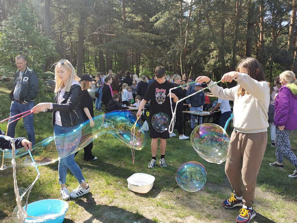 W Kamiance świętowano Dzień Dziecka. Tak bawili się uczniowie rzekuńskiej podstawówki [01.06.2022] - zdjęcie #38 - eOstroleka.pl