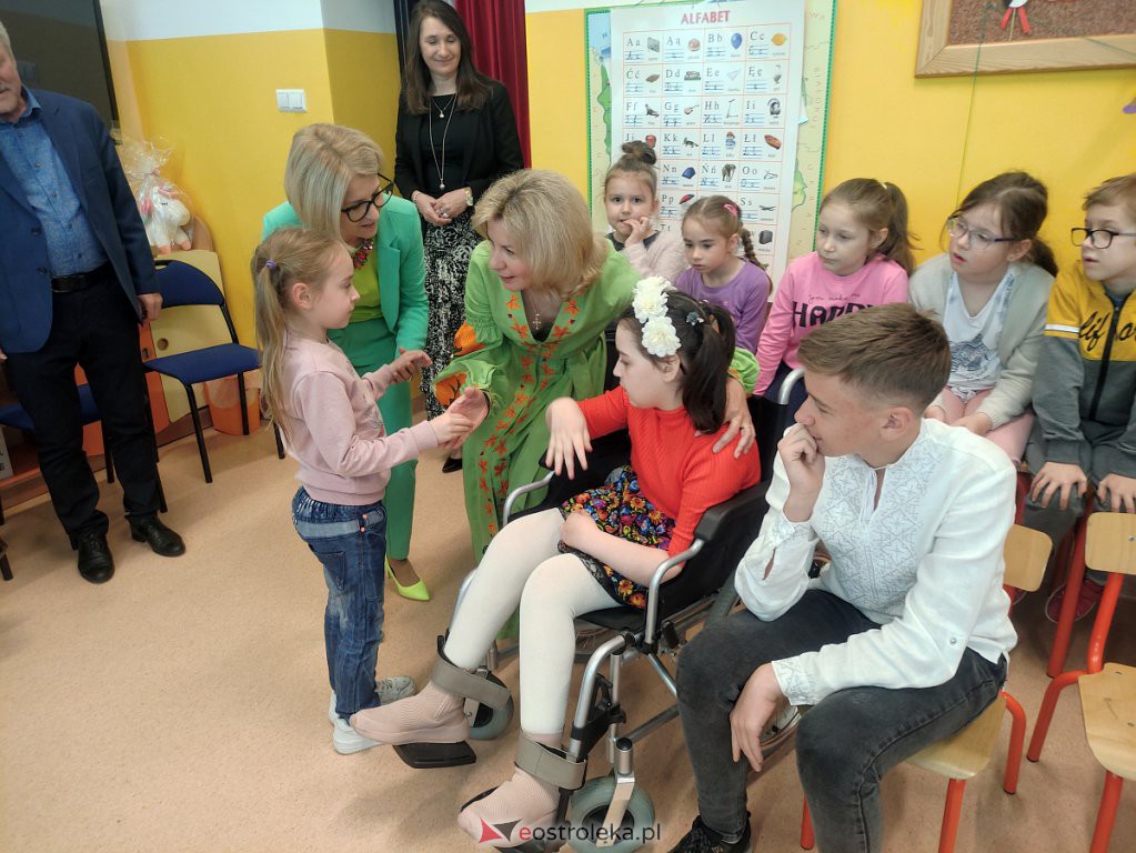 Wizyta Amelki z Ukrainy na Kurpiach [02.06.2022] - zdjęcie #3 - eOstroleka.pl