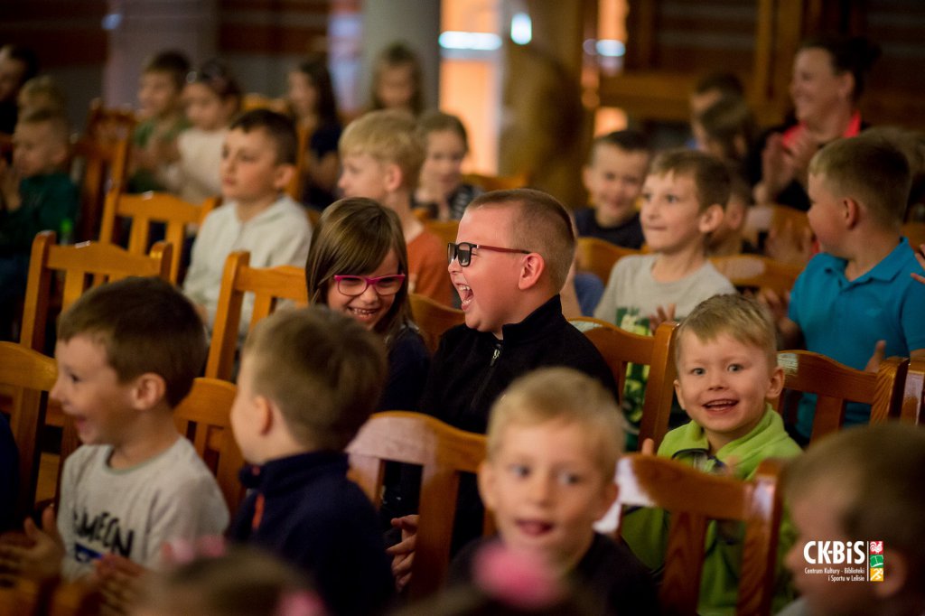Dzień Dziecka w Lelisie w rytmach akordeonu Michała Sawickiego [2.06.2022] - zdjęcie #12 - eOstroleka.pl