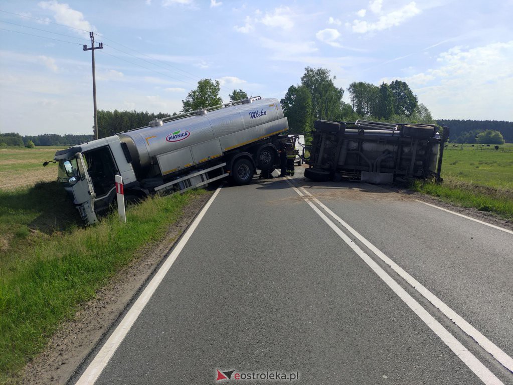 Droga Ostrołęka Przasnysz całkowicie zablokowana. Doszło do wypadku [04.06.2022] - zdjęcie #5 - eOstroleka.pl