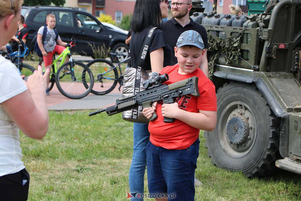 Bursztynowo-wojskowy Dzień Dziecka w Ostrołęce [04.06.2022] - zdjęcie #234 - eOstroleka.pl