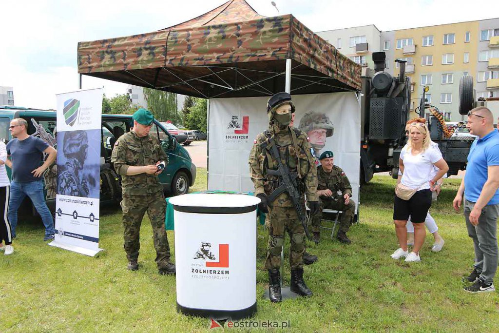 Bursztynowo-wojskowy Dzień Dziecka w Ostrołęce [04.06.2022] - zdjęcie #204 - eOstroleka.pl
