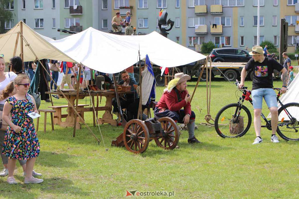Bursztynowo-wojskowy Dzień Dziecka w Ostrołęce [04.06.2022] - zdjęcie #86 - eOstroleka.pl