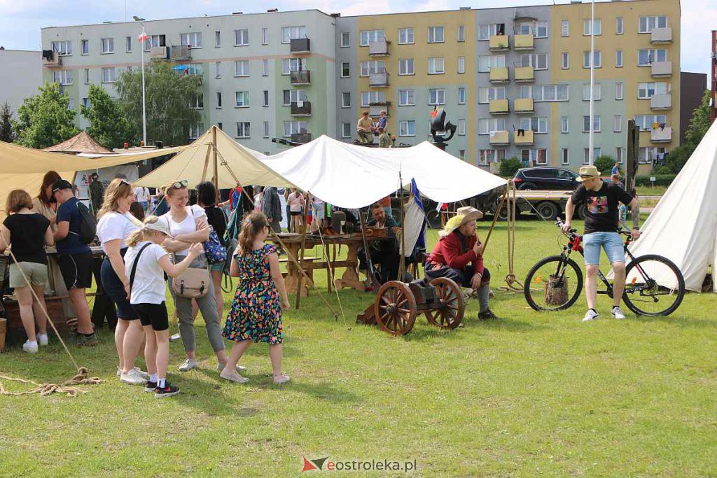 Bursztynowo-wojskowy Dzień Dziecka w Ostrołęce [04.06.2022] - zdjęcie #83 - eOstroleka.pl
