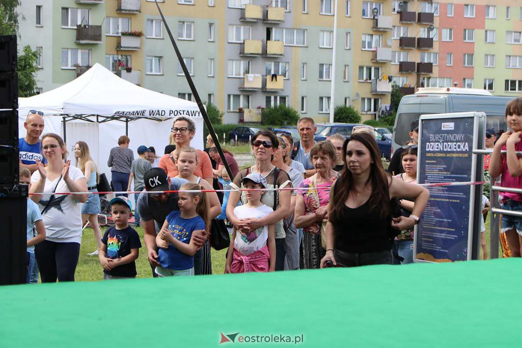 Bursztynowo-wojskowy Dzień Dziecka w Ostrołęce [04.06.2022] - zdjęcie #63 - eOstroleka.pl