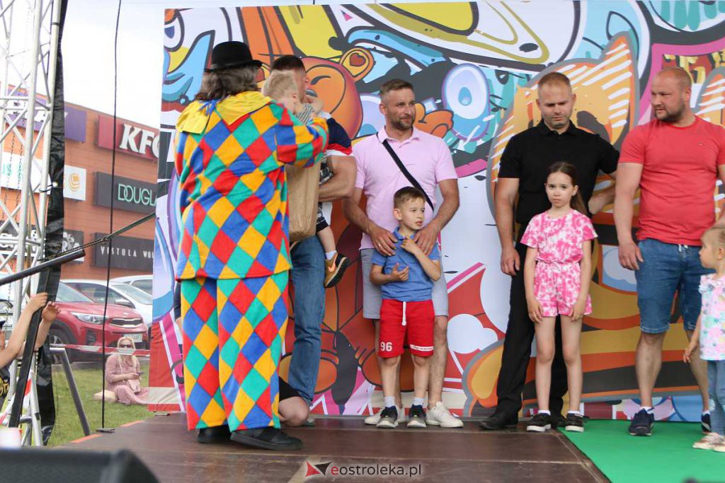 Bursztynowo-wojskowy Dzień Dziecka w Ostrołęce [04.06.2022] - zdjęcie #16 - eOstroleka.pl