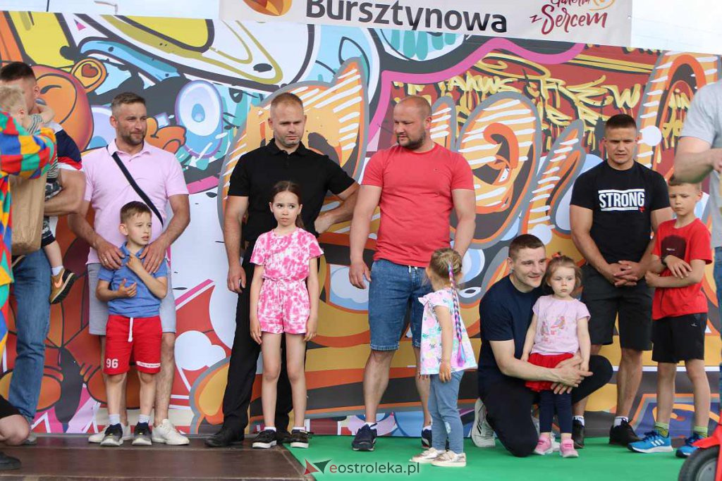 Bursztynowo-wojskowy Dzień Dziecka w Ostrołęce [04.06.2022] - zdjęcie #15 - eOstroleka.pl