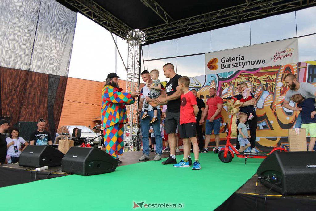 Bursztynowo-wojskowy Dzień Dziecka w Ostrołęce [04.06.2022] - zdjęcie #11 - eOstroleka.pl