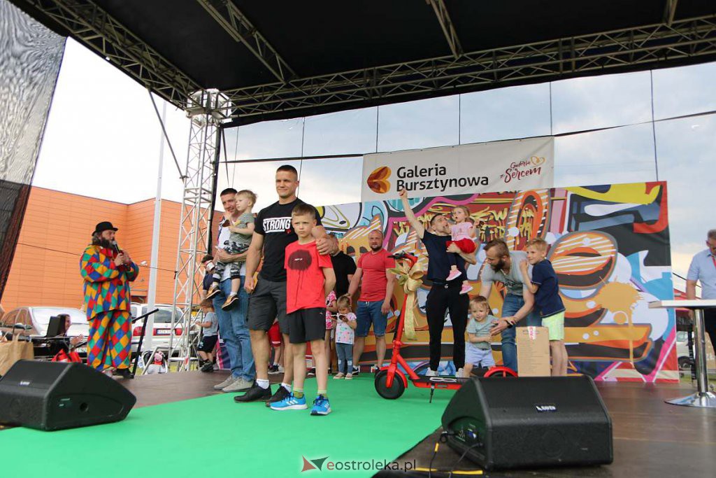 Bursztynowo-wojskowy Dzień Dziecka w Ostrołęce [04.06.2022] - zdjęcie #3 - eOstroleka.pl